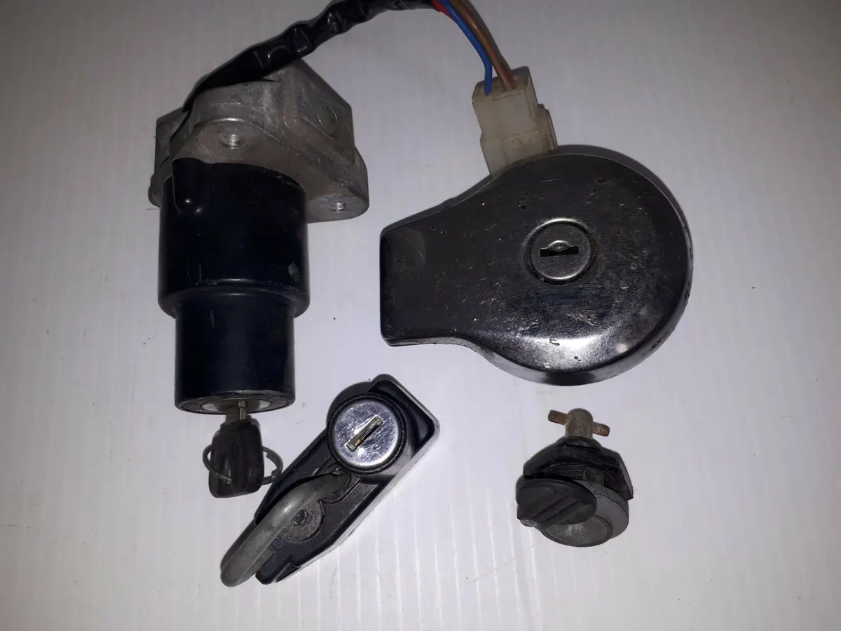 Yamaha Virago Lock Set Xv700 Xv750 Maxim X 1