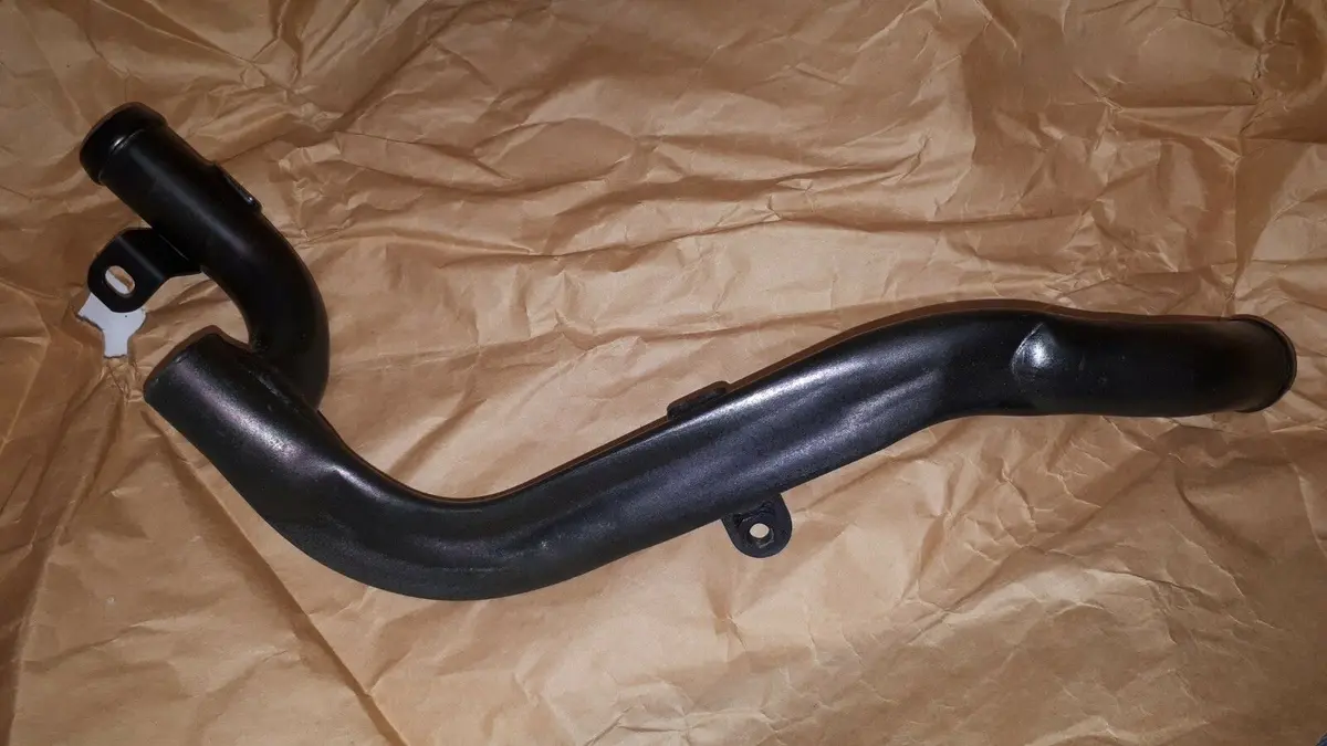 1983-1984 Vf500f Pipe, Water, 19507-Mf2-000, *New 1