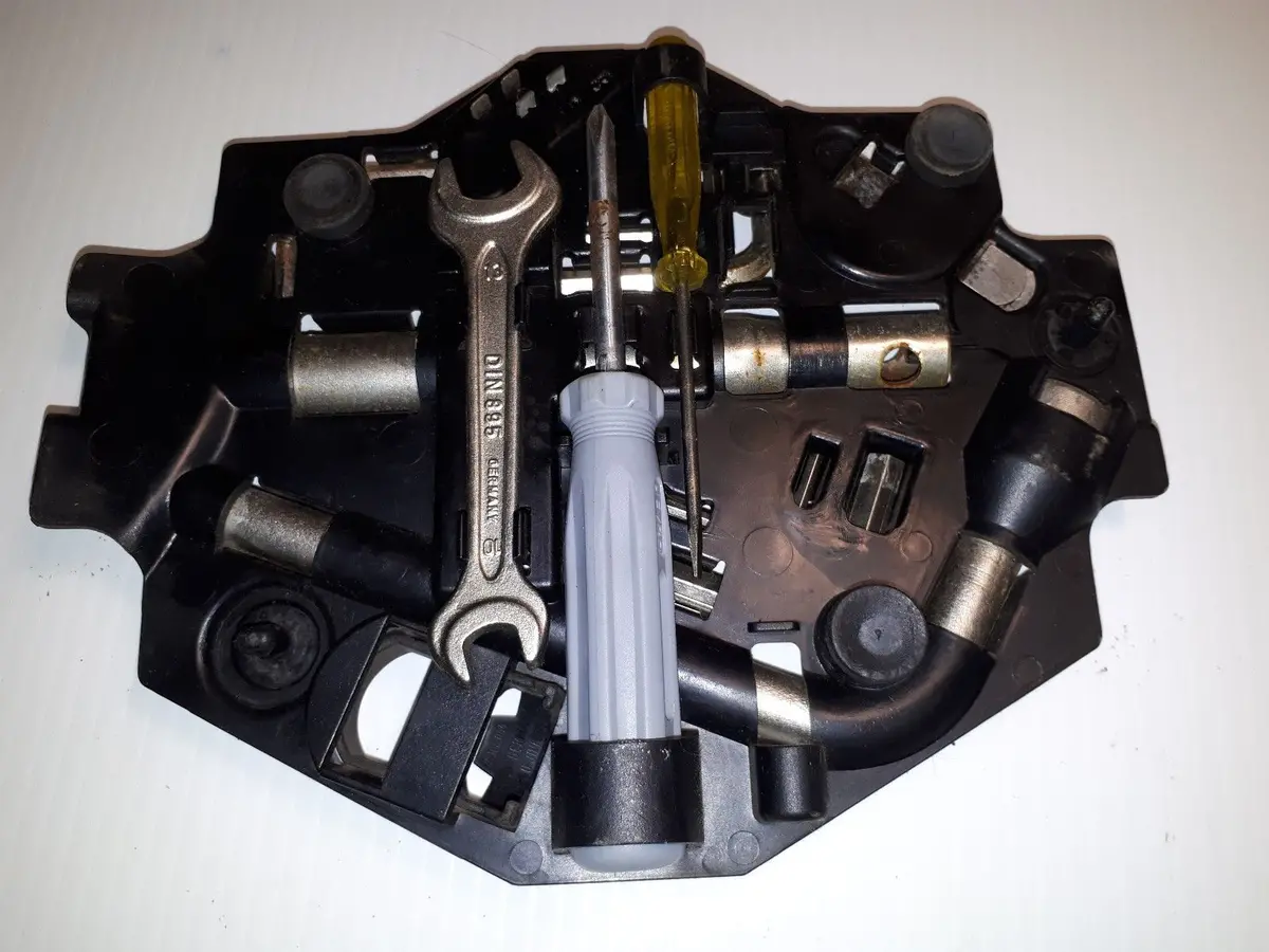 1999 Bmw R1100s Tool Kit 1