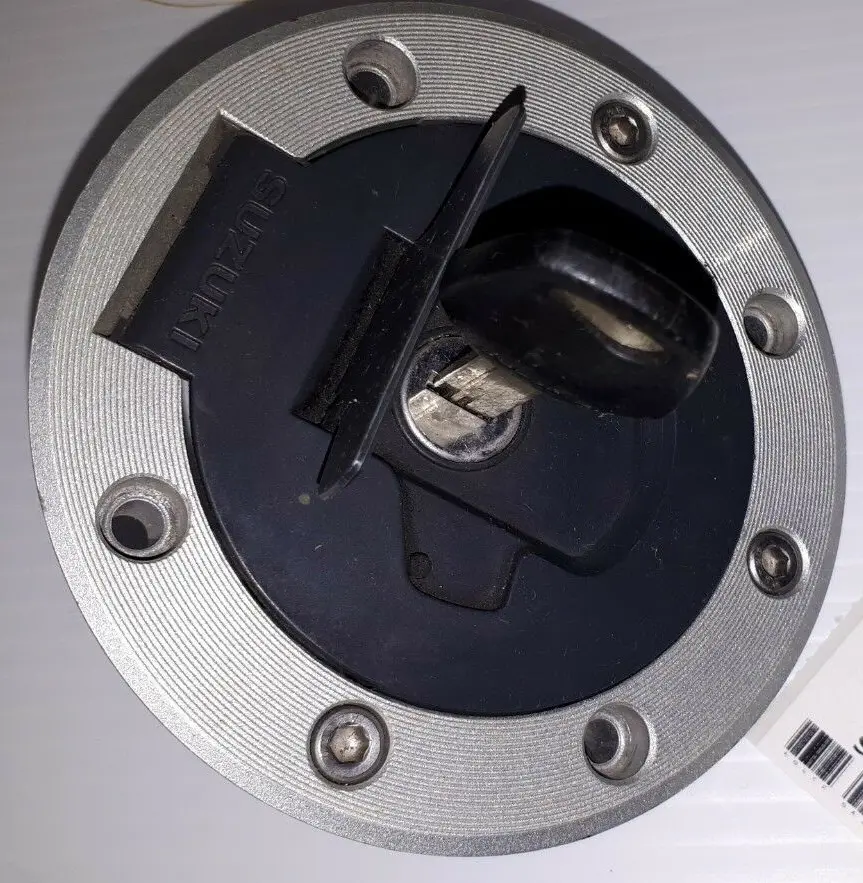 Gsx-R Gas Cap With Original Key 1