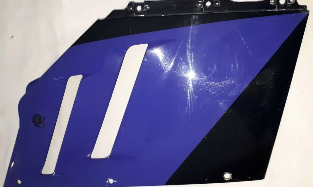 Suzuki Gsx-R 750 Right Fairing 1