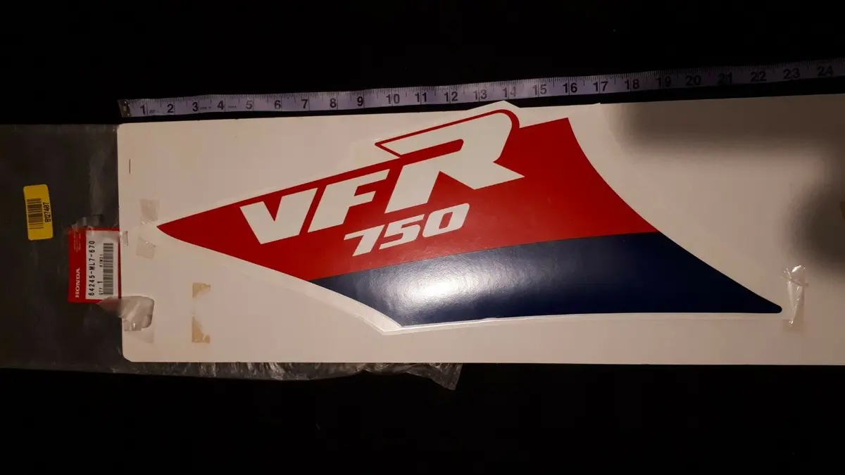 1986 Vfr750f Interceptor Right Cowl Decal 1