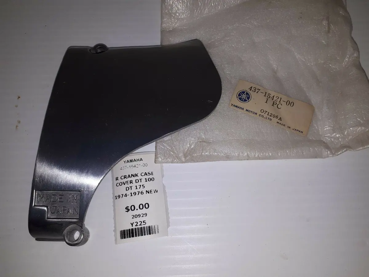 Dt 100 Dt 175 Right Crank Case Cover Oem Yamaha 437-15421-00 1