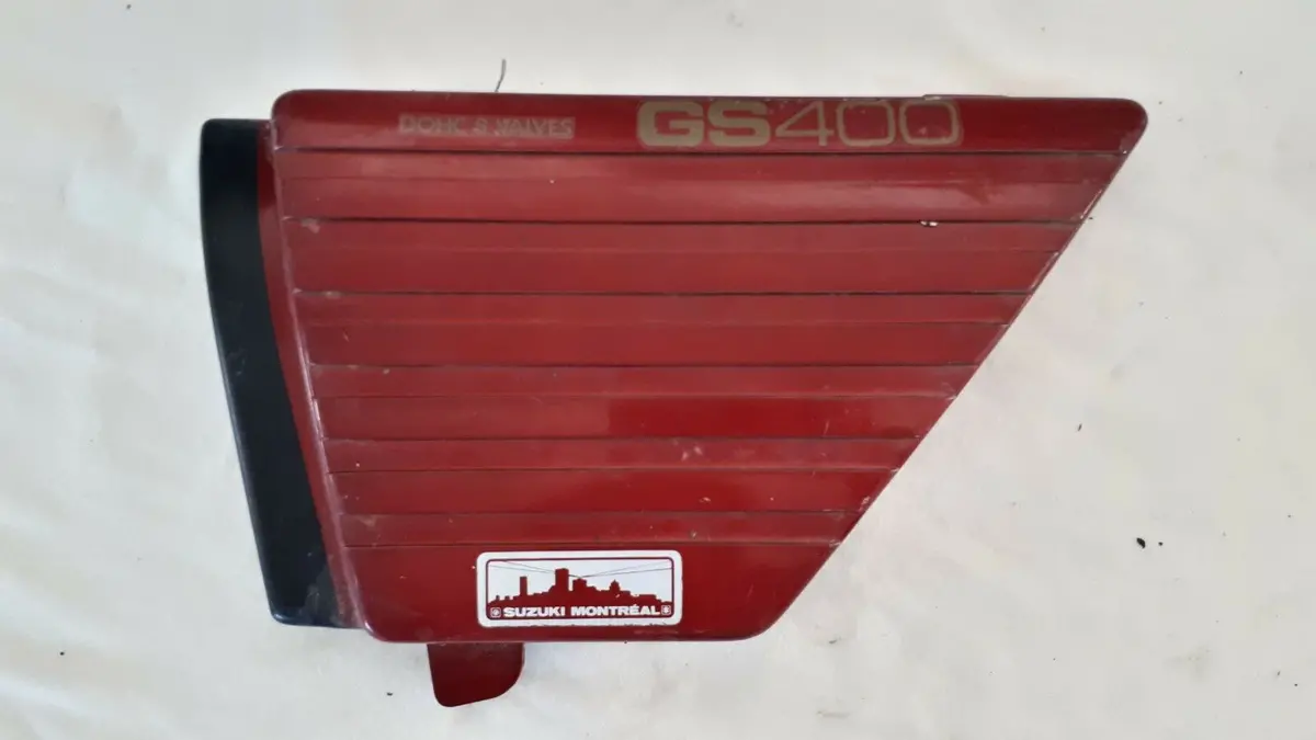 1980 Gs400 Left Red  Side Cover 1
