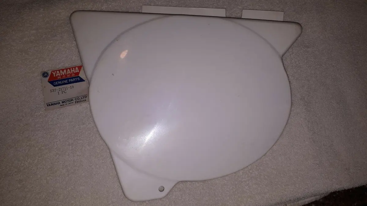 Yz 125 Yz 100 Yz 175 Left Side Number Plate 537-21711-10  1974-1979 1