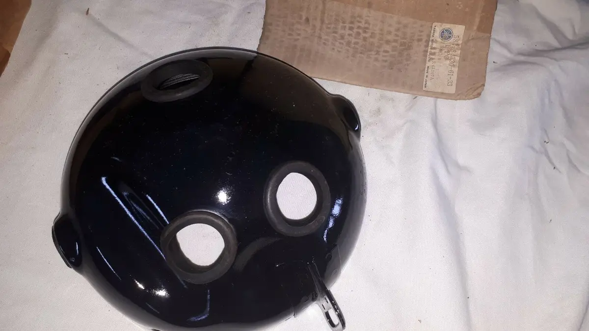 Xs650 Headlight Bucket, Headlight Body 1