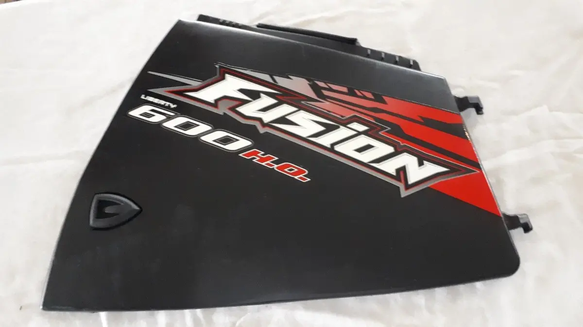 2006 Polaris Fusion Liberty 600 H.O. Right Side Cover, Side Panel 1