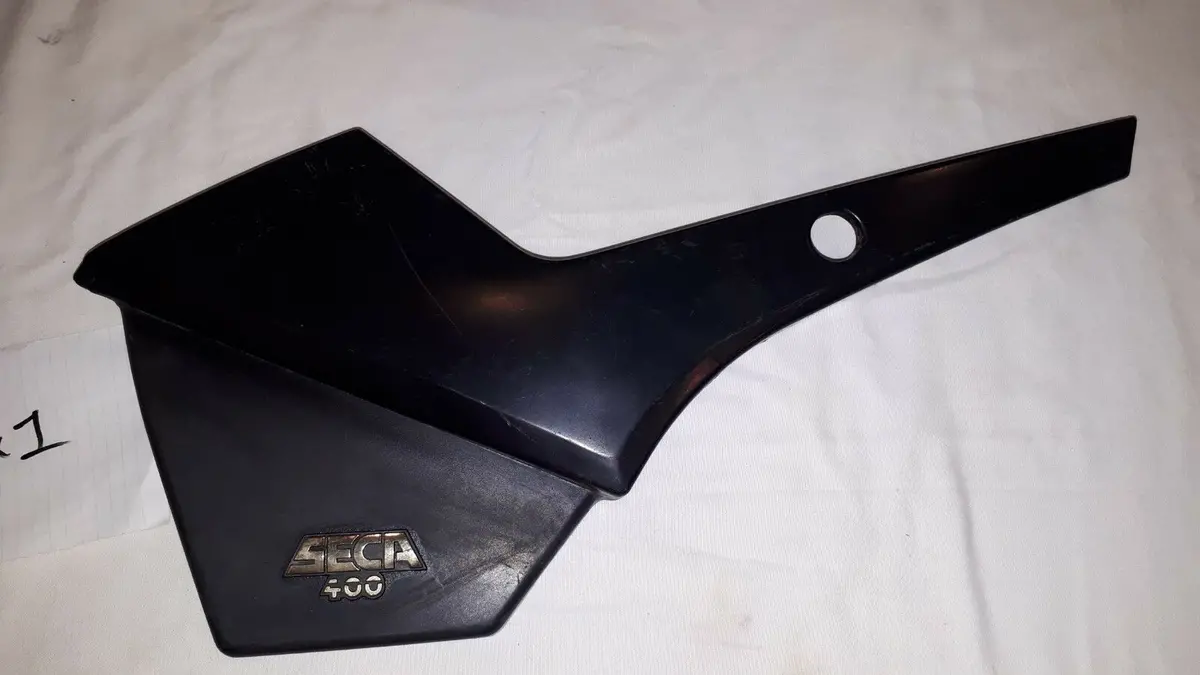 Xs400 Seca Left Side Cover, Black, Crack At Bottom 1