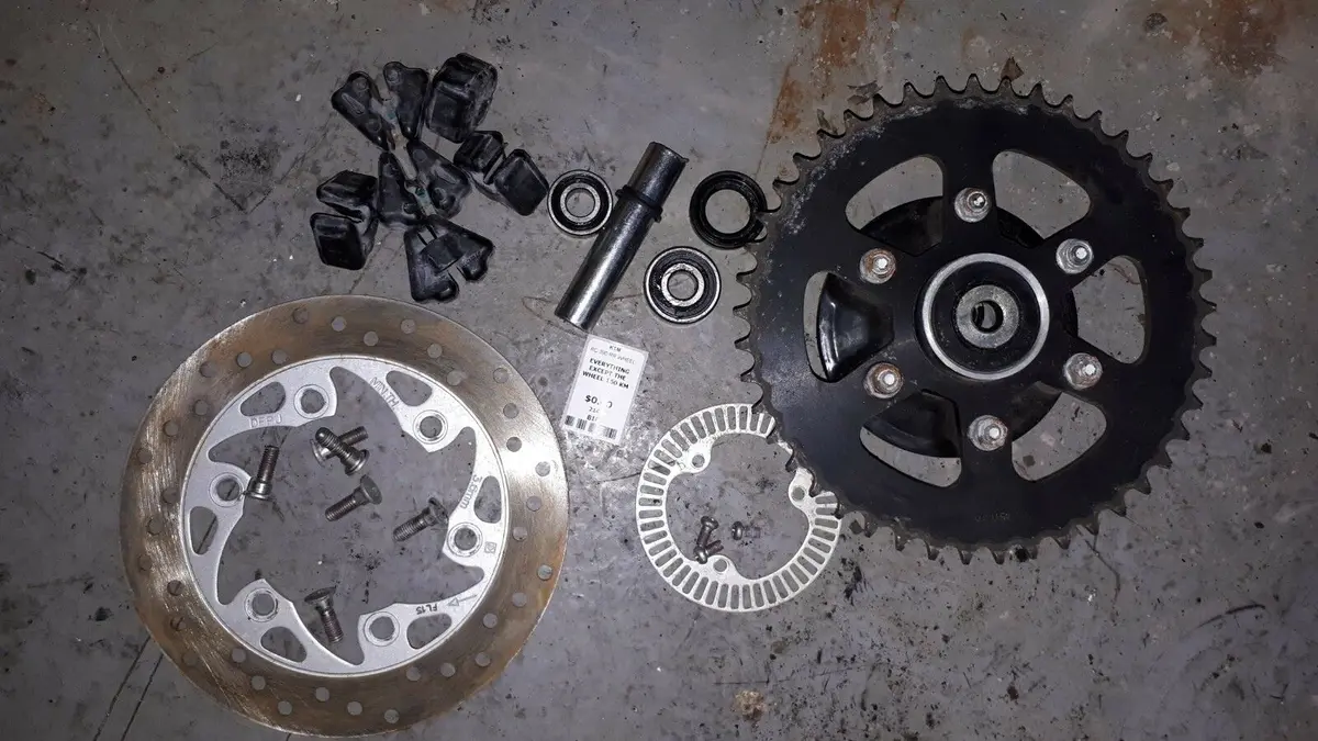 Ktm Rc 390, Rear Wheel, Everything But The Wheel 1