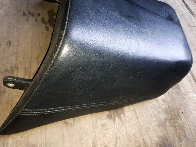 V-Max 1200 Rear Tandem Seat 1