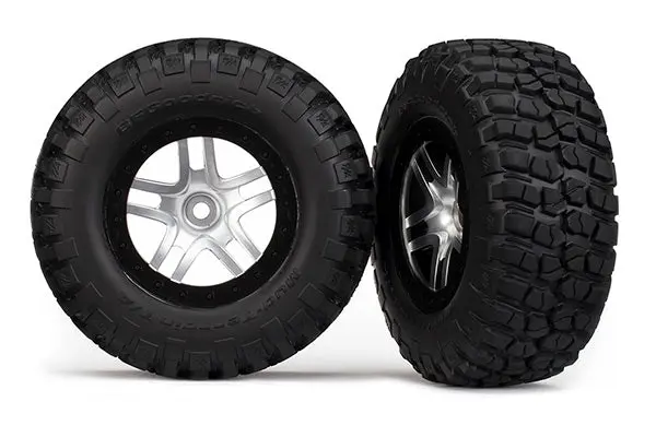 5877 Tires & Wheels, Assembled, Glued (Sct Split-Spoke, Satin Chrome, Black Beadlock Wheels, Bfgoodrich® Mud-Terrain™ T/A® Km2 Tires, Foam Inserts) (2) (2Wd Front) 1