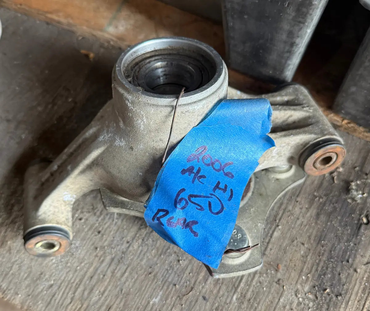 Arctic Cat H1 650 Right Rear Knuckle 1