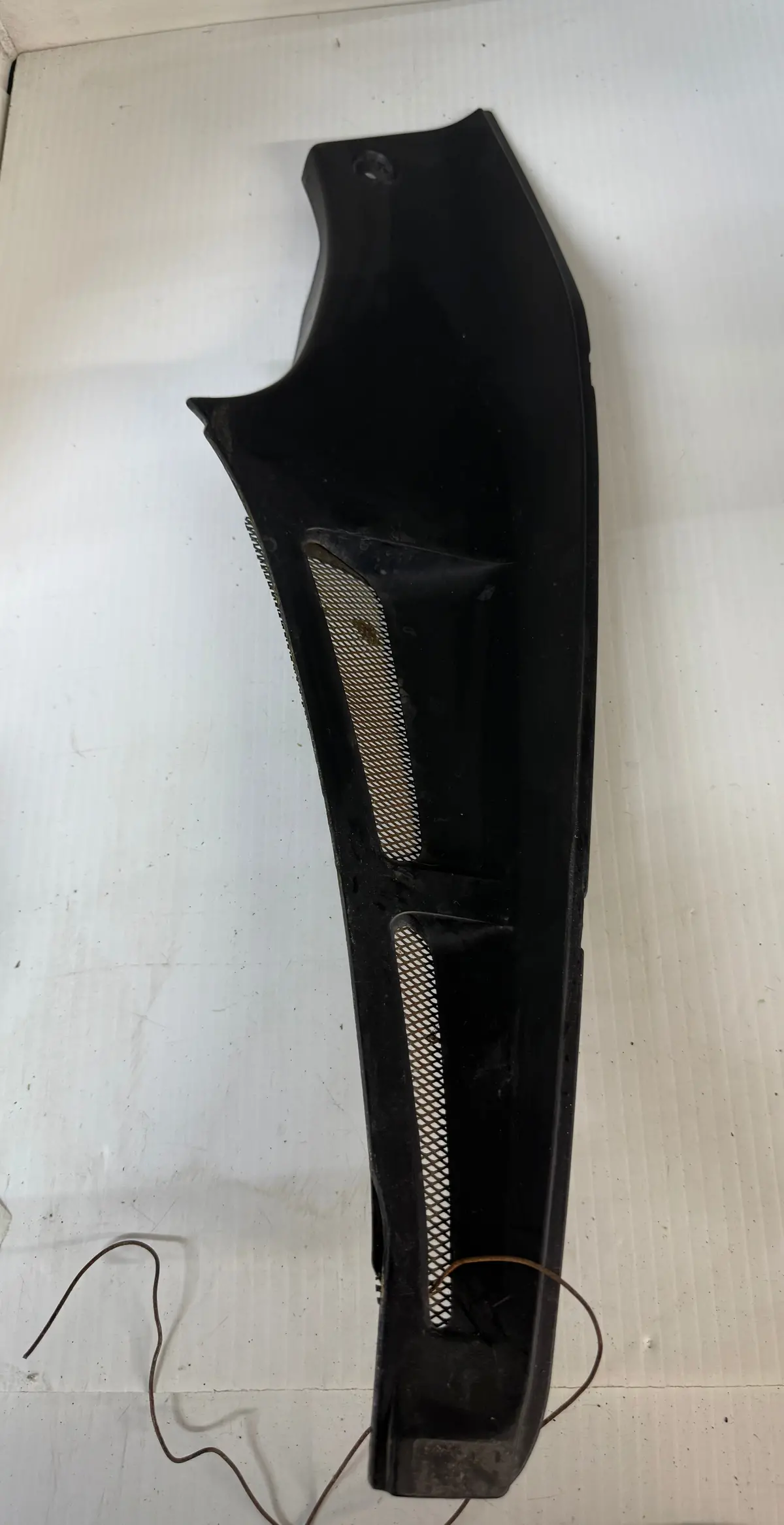 Fj1200 Right Grill, Air Outlet 1