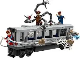 Marvel Spiderman: Spider-Man Vs. Doc Ock Subway Train Scene 1
