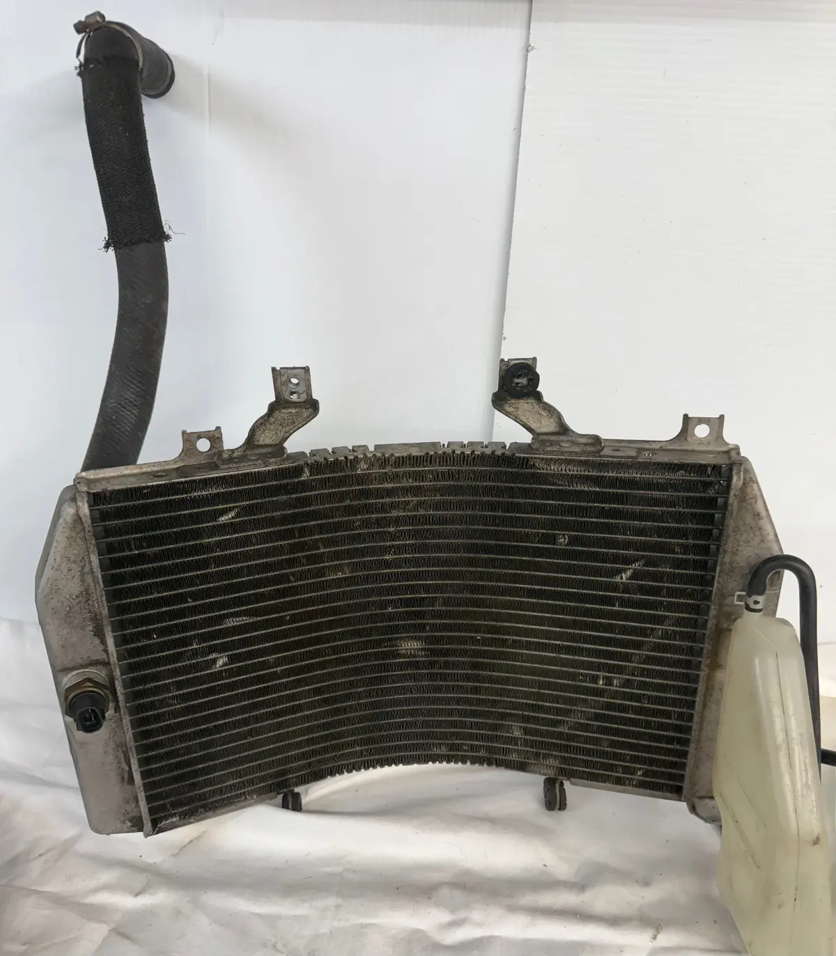 Gsx-R 1000 Radiator 1