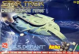 Star Trek Deep Space Nine: U.S.S. Defiant (Snap Assembly) 1