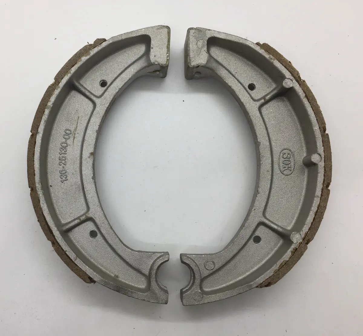 It Yz Xt Rear Brake Shoes 1