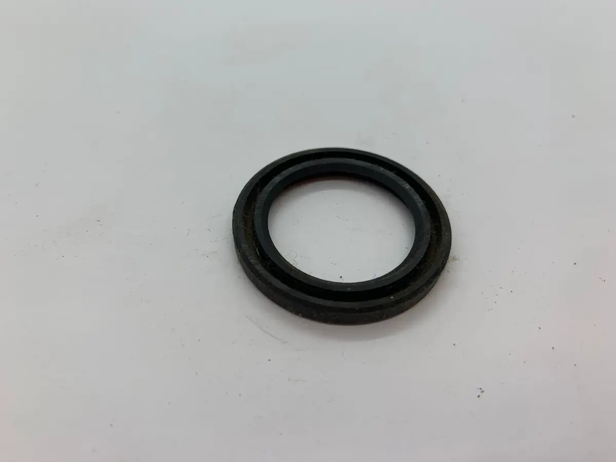 Ds6, Yr2, R3 Clutch Seal, S-Type 1