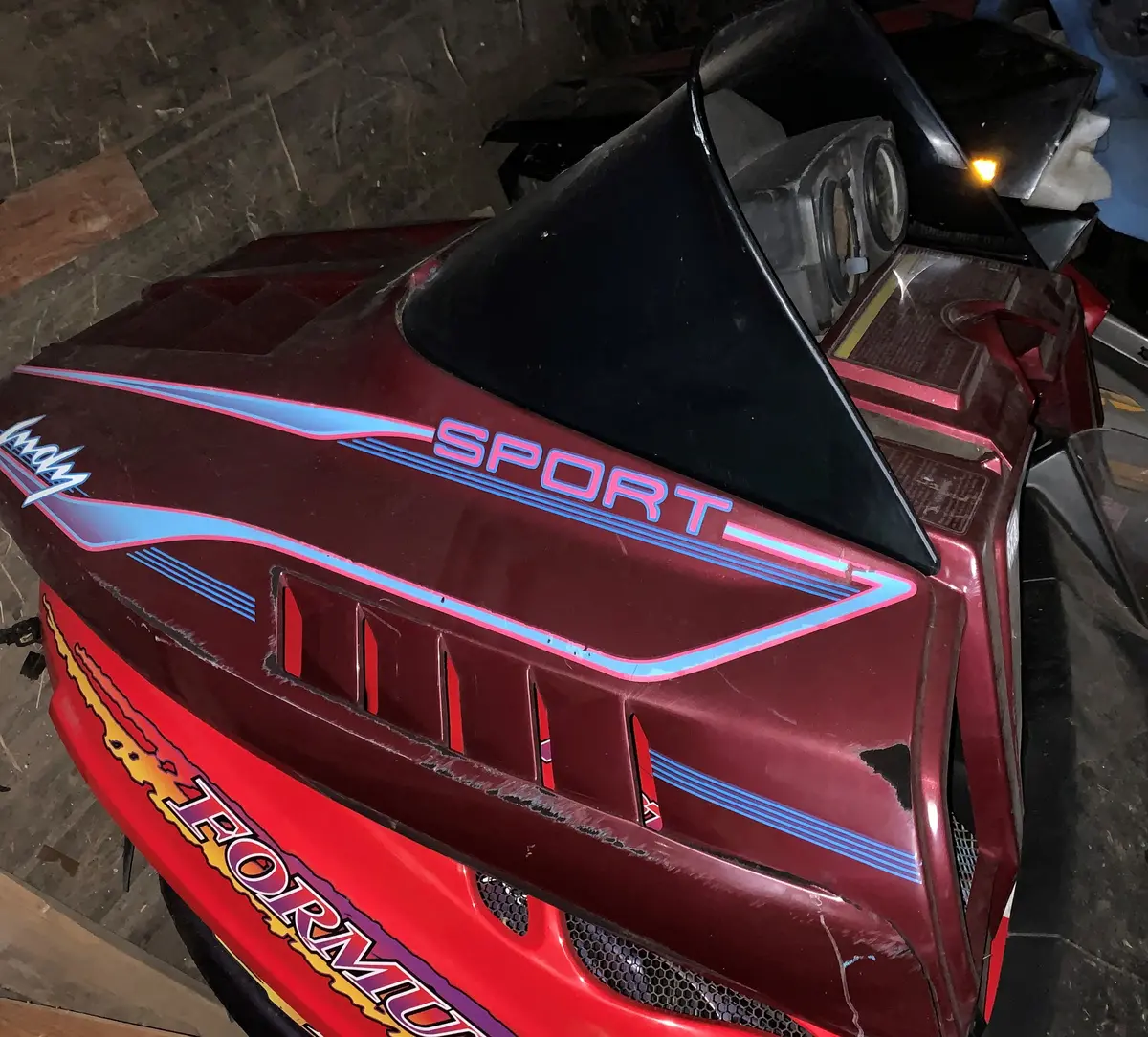 1993 Polaris Indy Sport 440 Hood 1