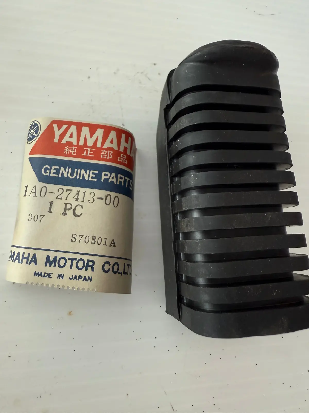 Rd400 Rx50 Footrest Cover 1