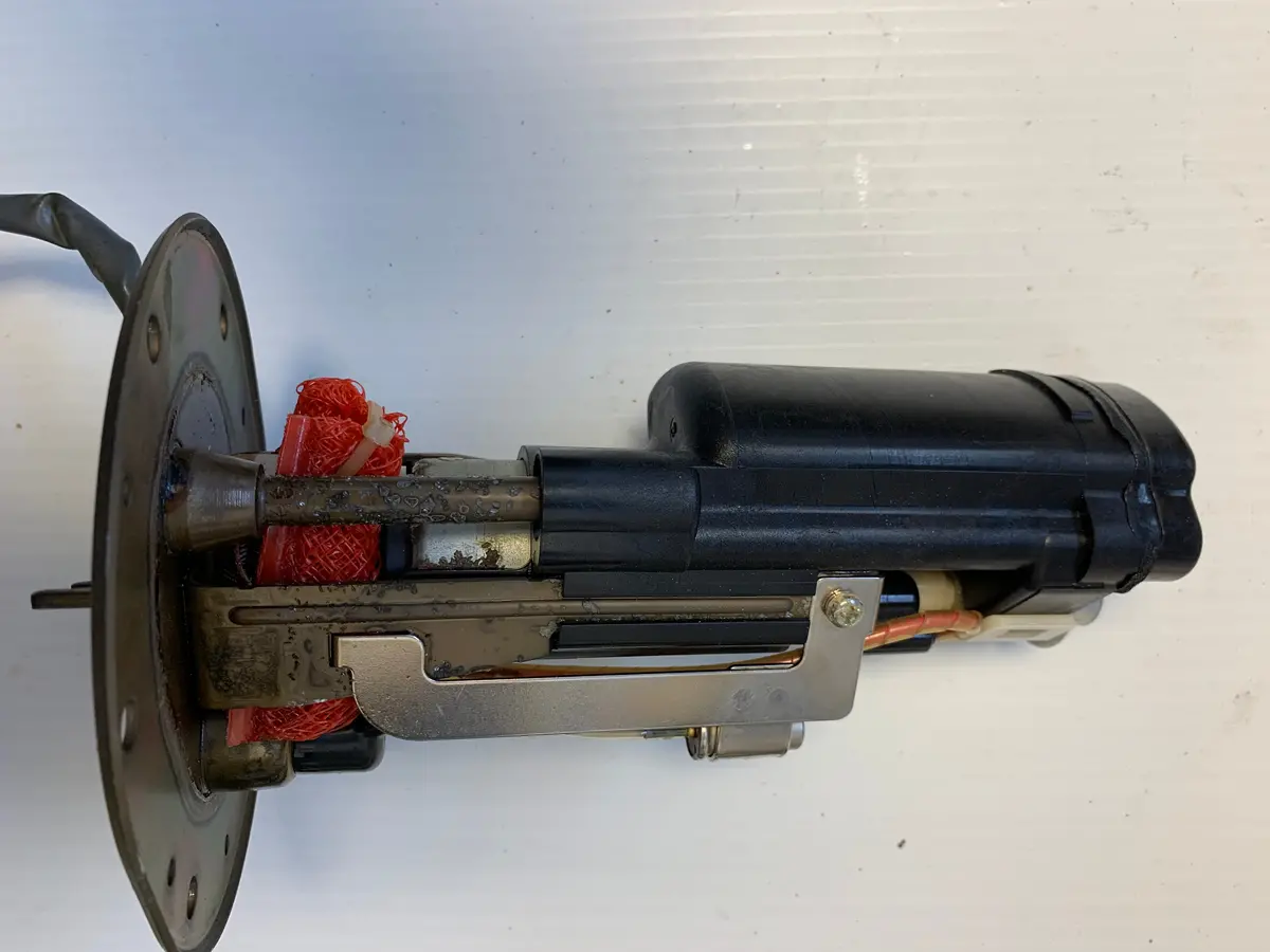 Cbr1000rr Fuel Pump 1
