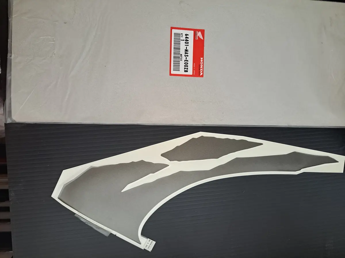 Cbr900rr Grey Decal 1