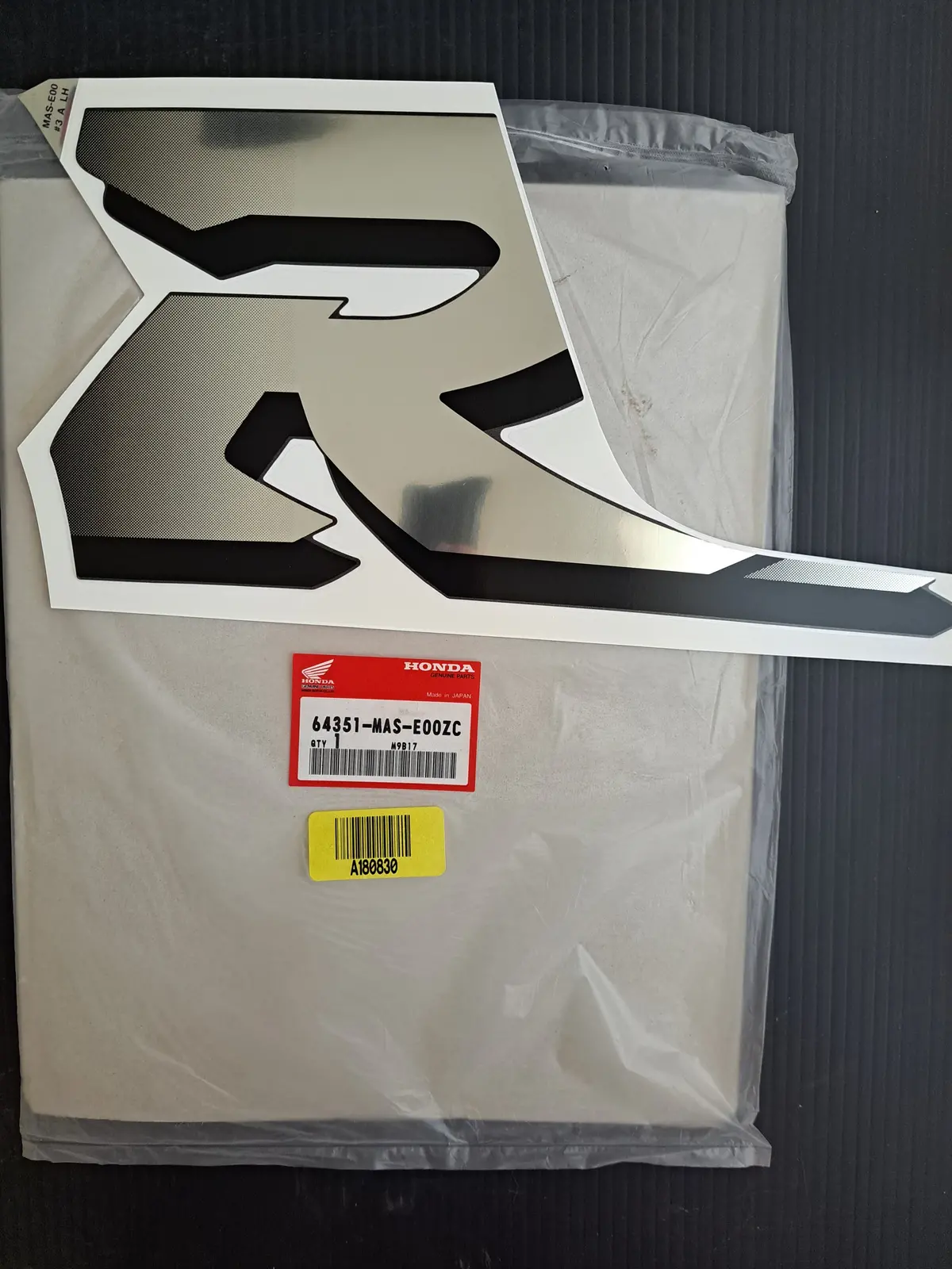 Cbr900rr Fairing Emblem Stripe A 1