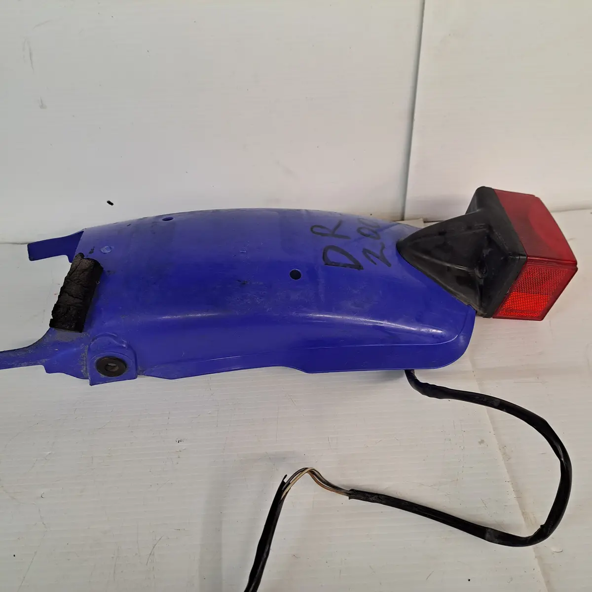 Dr125 Dr200 Rear Blue Fender 1
