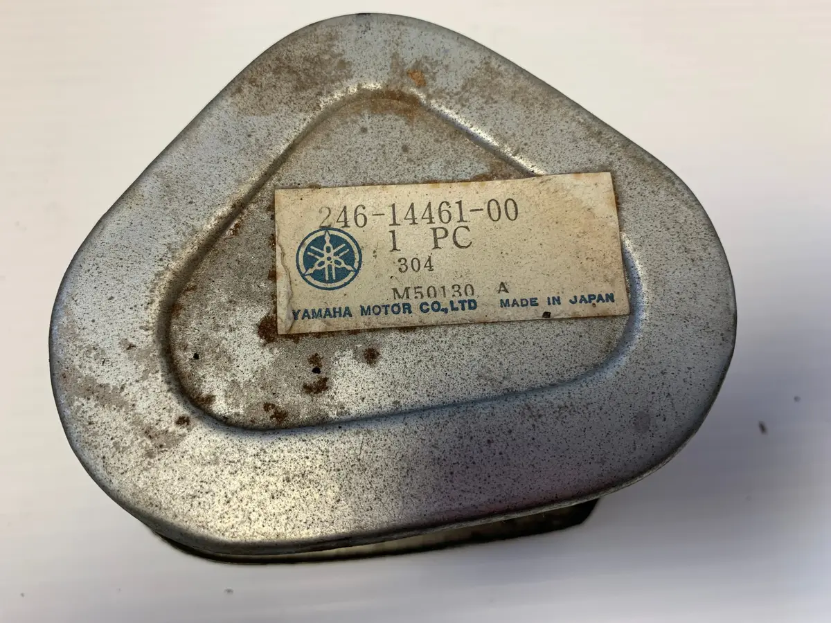 Ds6 Right Air Cleaner 1