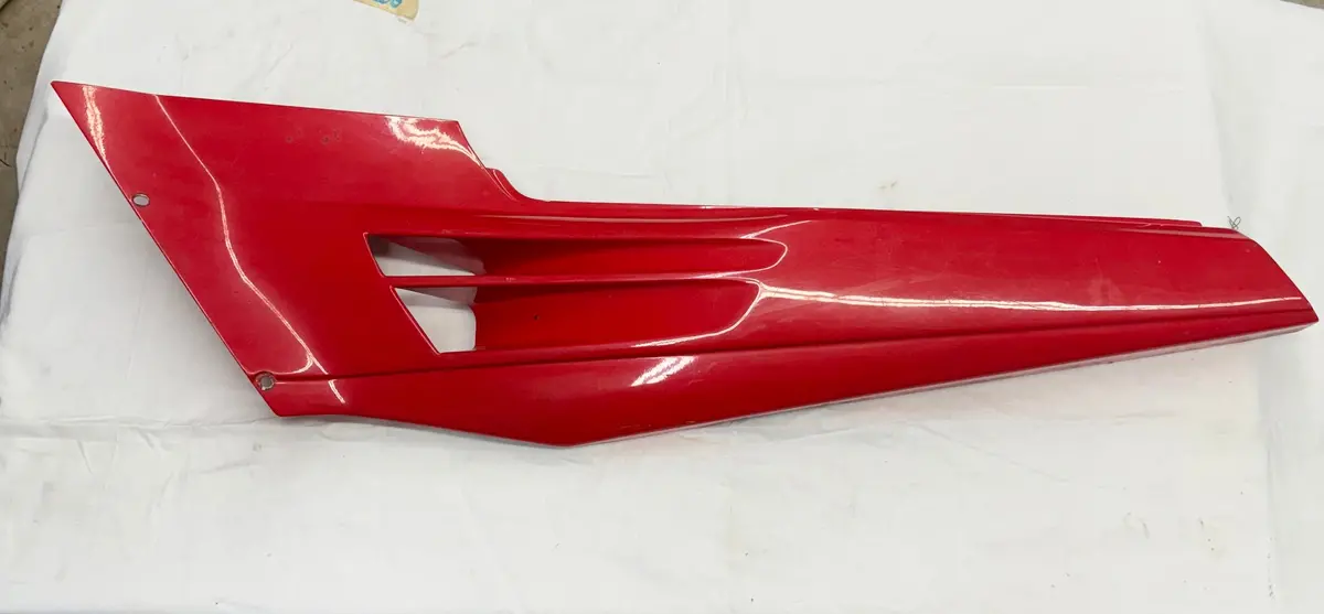 Ducati Paso 750 Left Tail Fairing 1