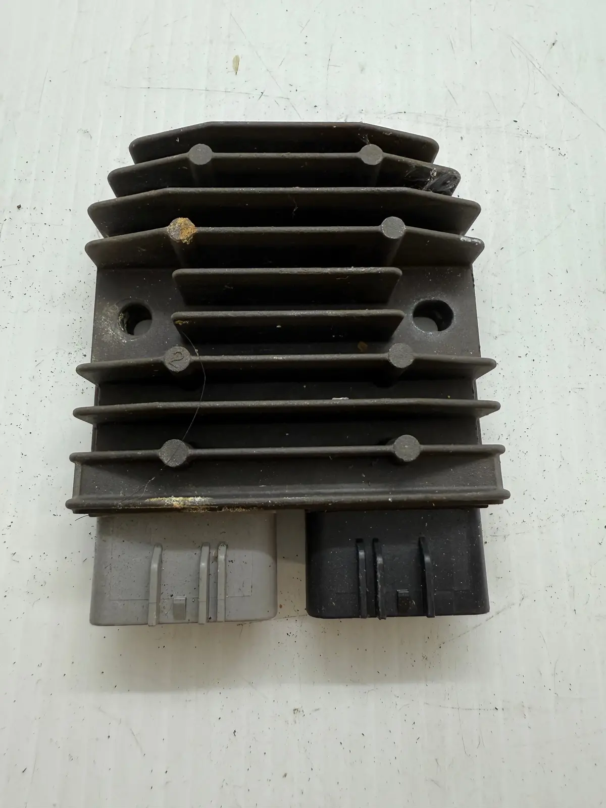 Zx10 Zx14 Regulator Rectifier 1