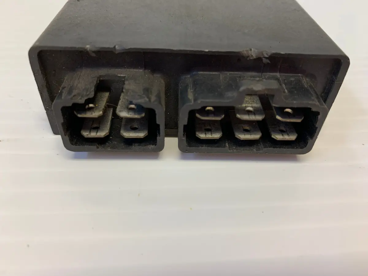 Yamaha Fz750 Cdi Ignitor, 2Mg-8230-10-00,,, T1d14-56 Mmg-10 1