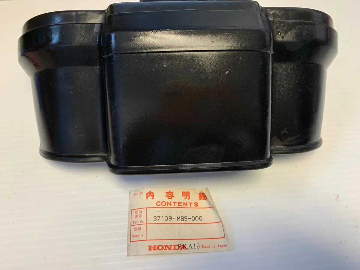 Gl1100 Gauge Cover 1