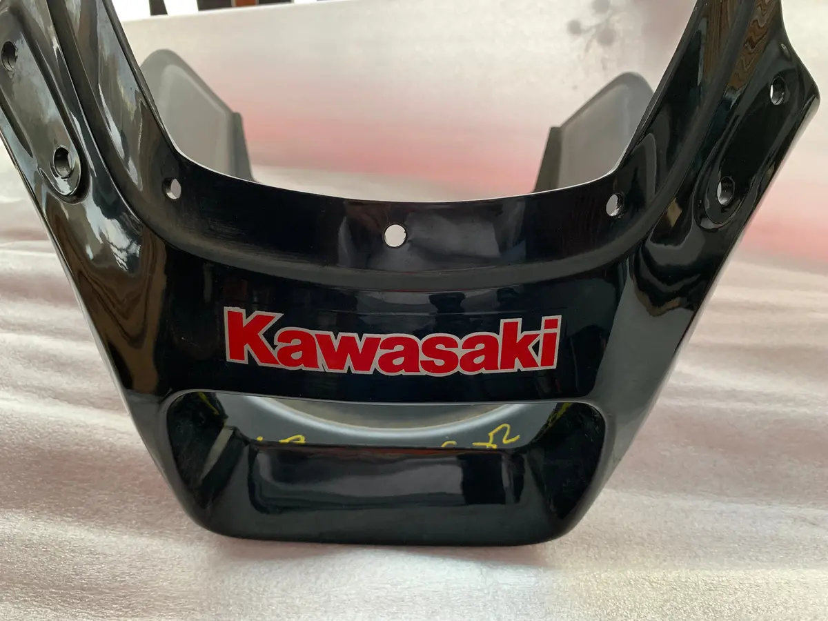 Gpz550 Upper Fairing 1