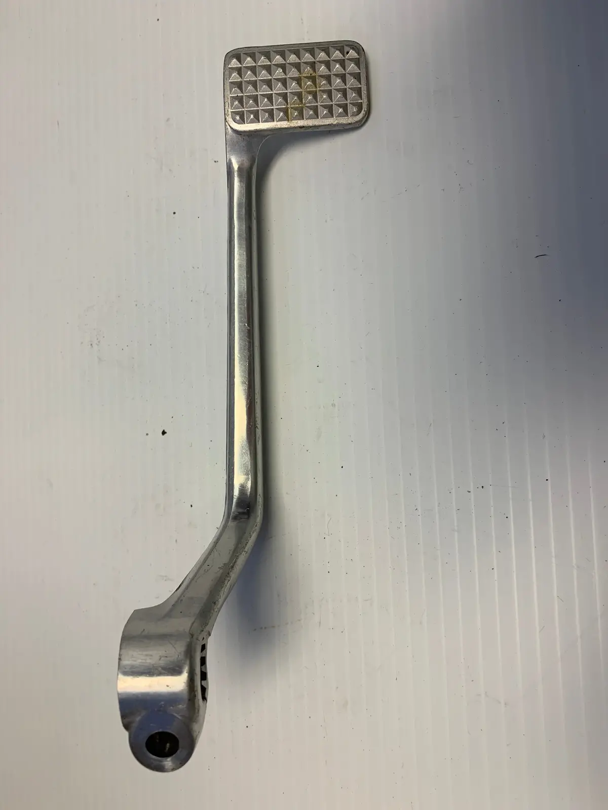 Gs700 Gs750 Brake Pedal 1