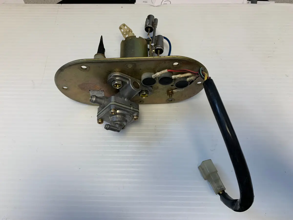 Gsx-R 600/750 Fuel Pump 1