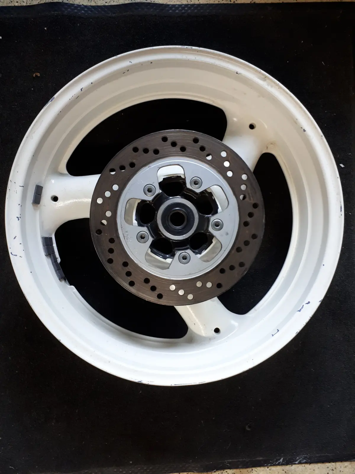 Gsx-R 750 Gsx-R 1100 Rear Wheel 1