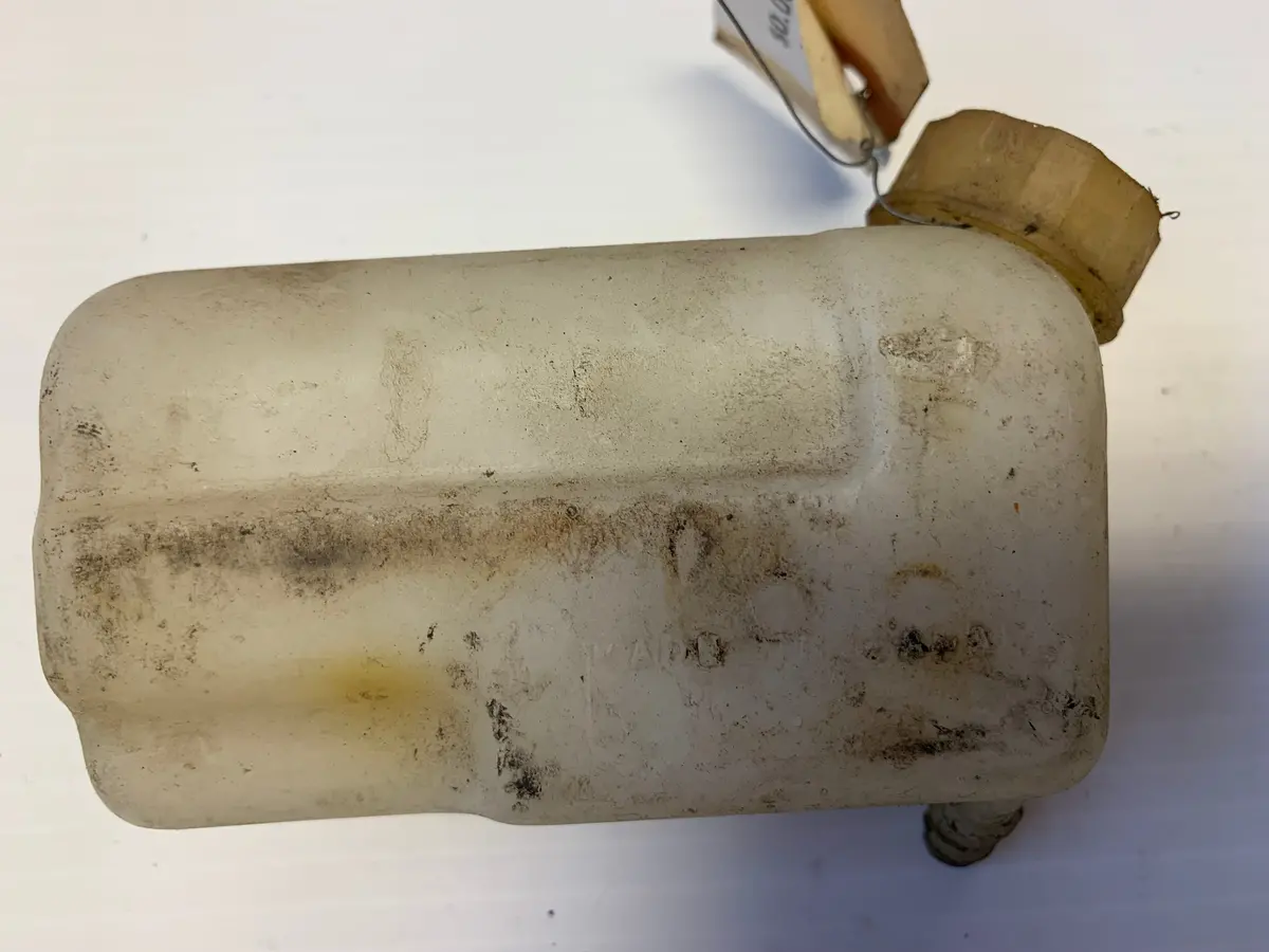 H2 750 Mach Iv Oil Tank 1