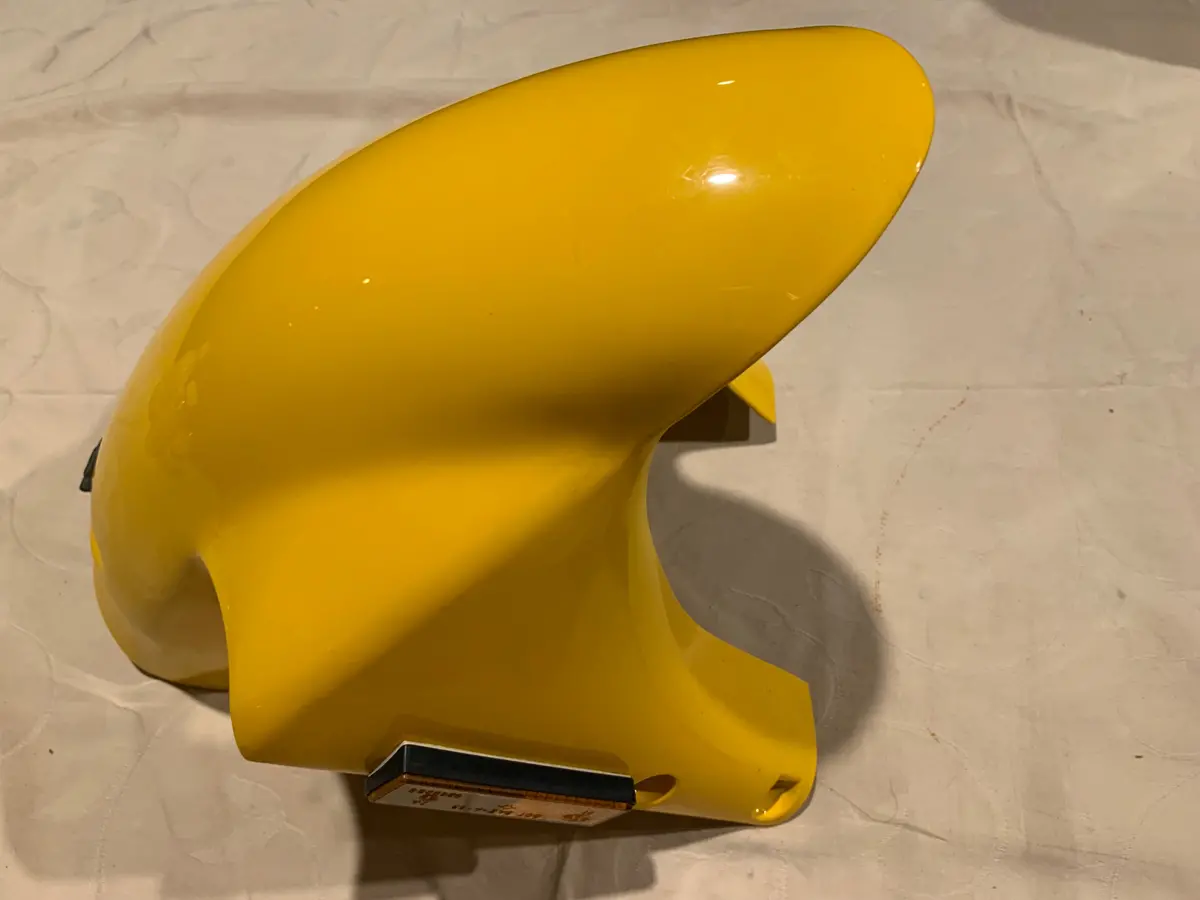 Ducati 748 Front Fender 1