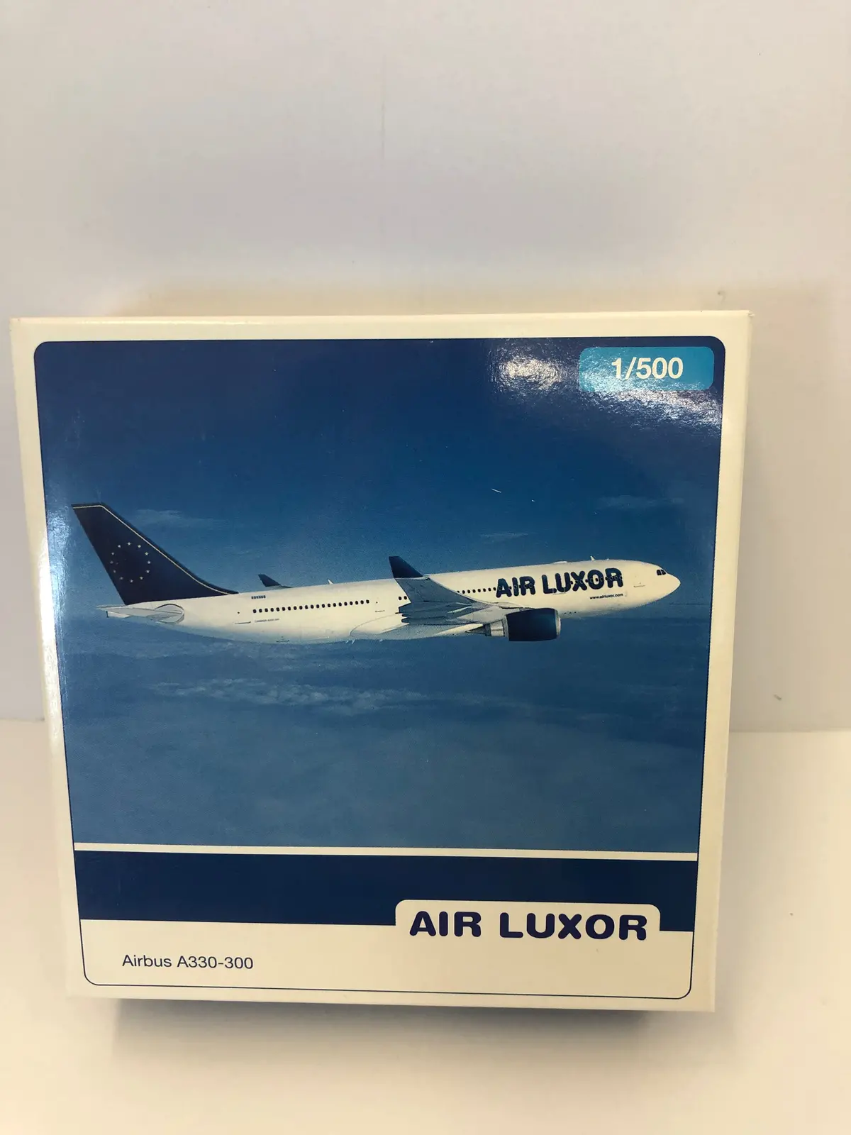 1:500 Air Luxor Airbus A330-300 1