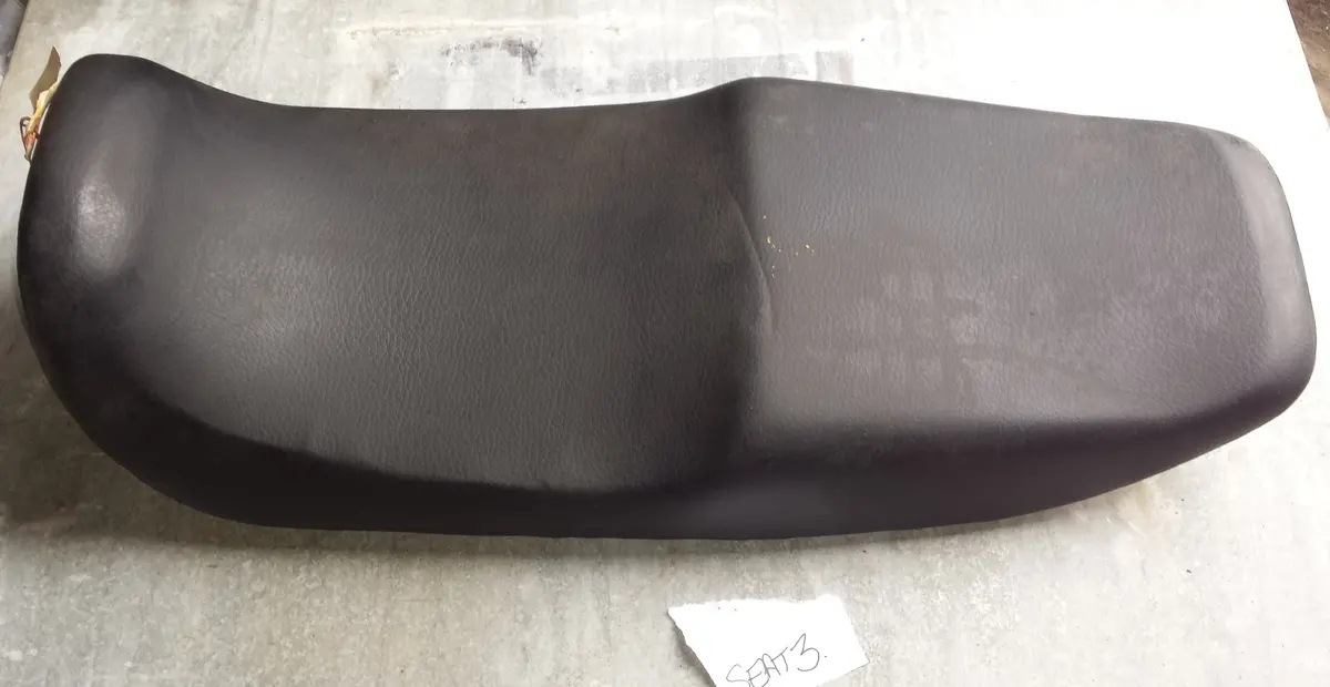 1983-1985 Vf700f Vf750f Interceptor Seat 1