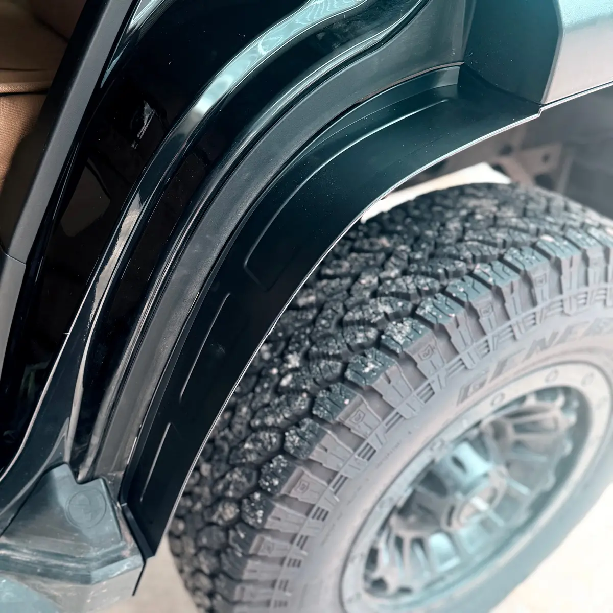 Rear Door Fender Guards 5-Door (Jimny Year 2023+) 1