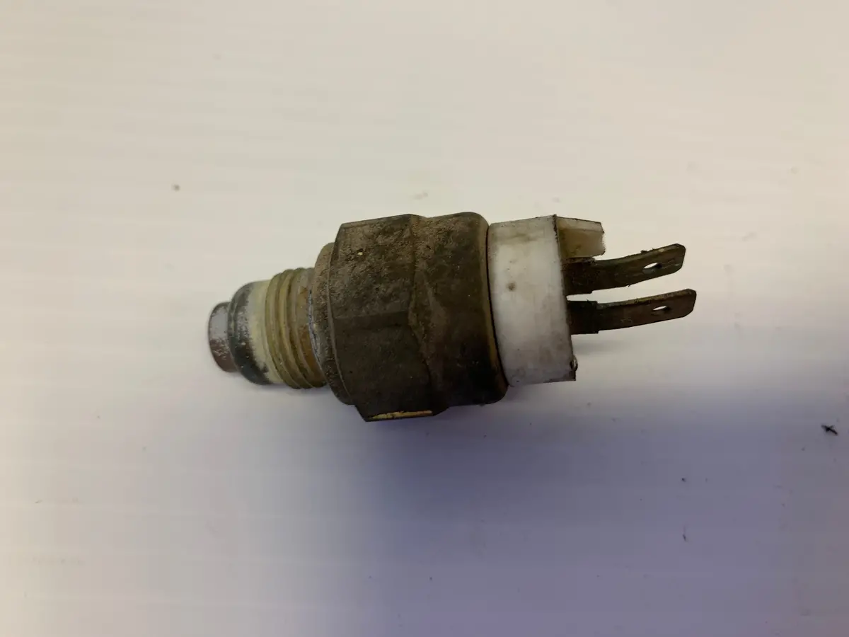 Kawasaki Thermo Rad Switch 1