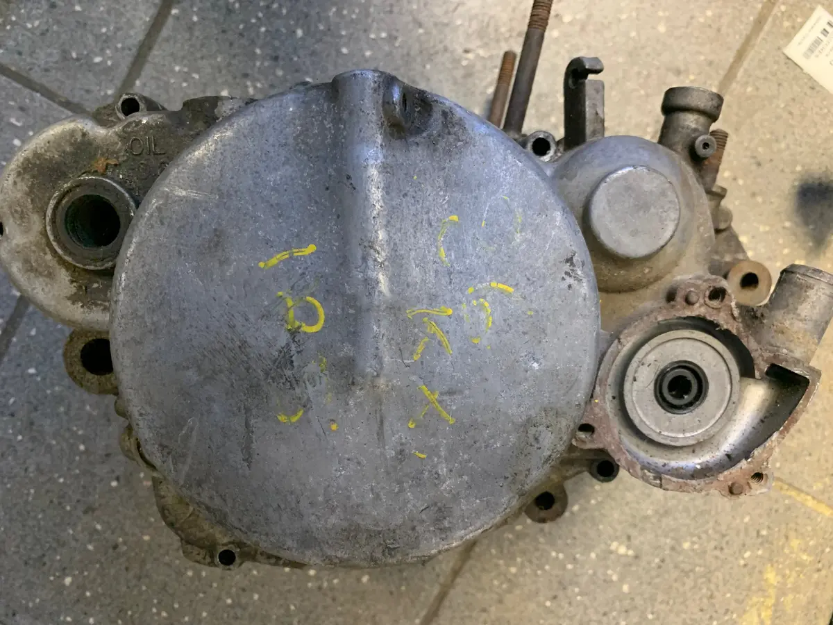 Kx 125 Engine Cases 1