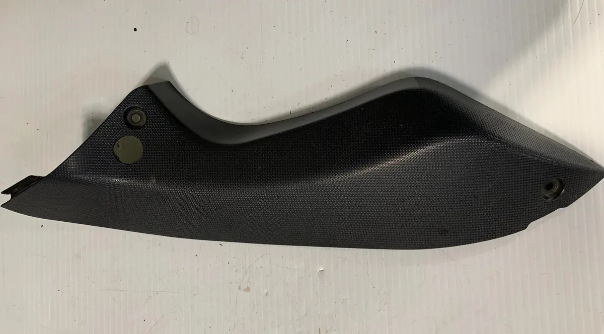 Ninja Ex650r Left Inner Cowl 1