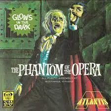 1:8 The Phantom Of The Opera (Glows In The Dark) 1