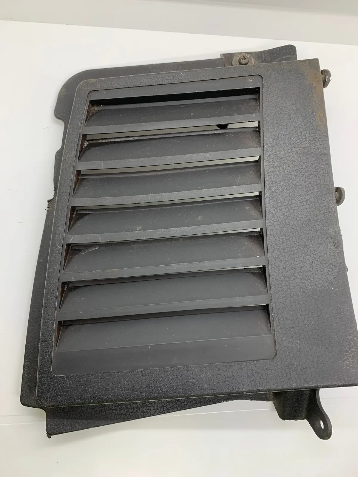 Phazer Left Louver 1 1