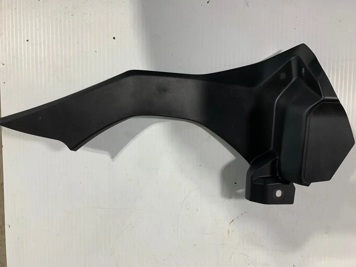 Yzf-R1 Left Console 1 1
