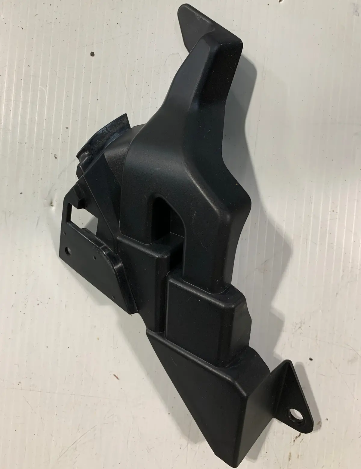 R1 Cowl Cover 3 1