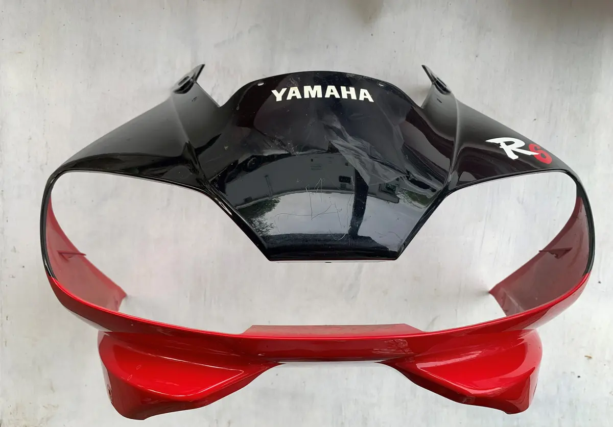 Yamaha R6 Red Upper Fairing 1